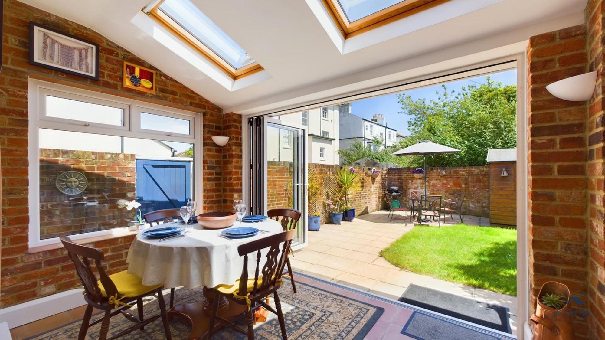 Anchor Down Cottage The Perfect Seaside Retreat Sleeps 4 Beach 2 Mins Ryde  Extérieur photo