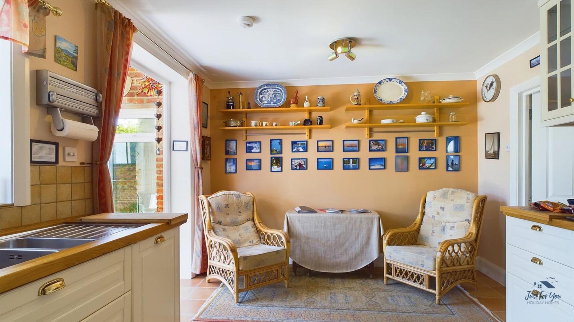 Anchor Down Cottage The Perfect Seaside Retreat Sleeps 4 Beach 2 Mins Ryde  Extérieur photo