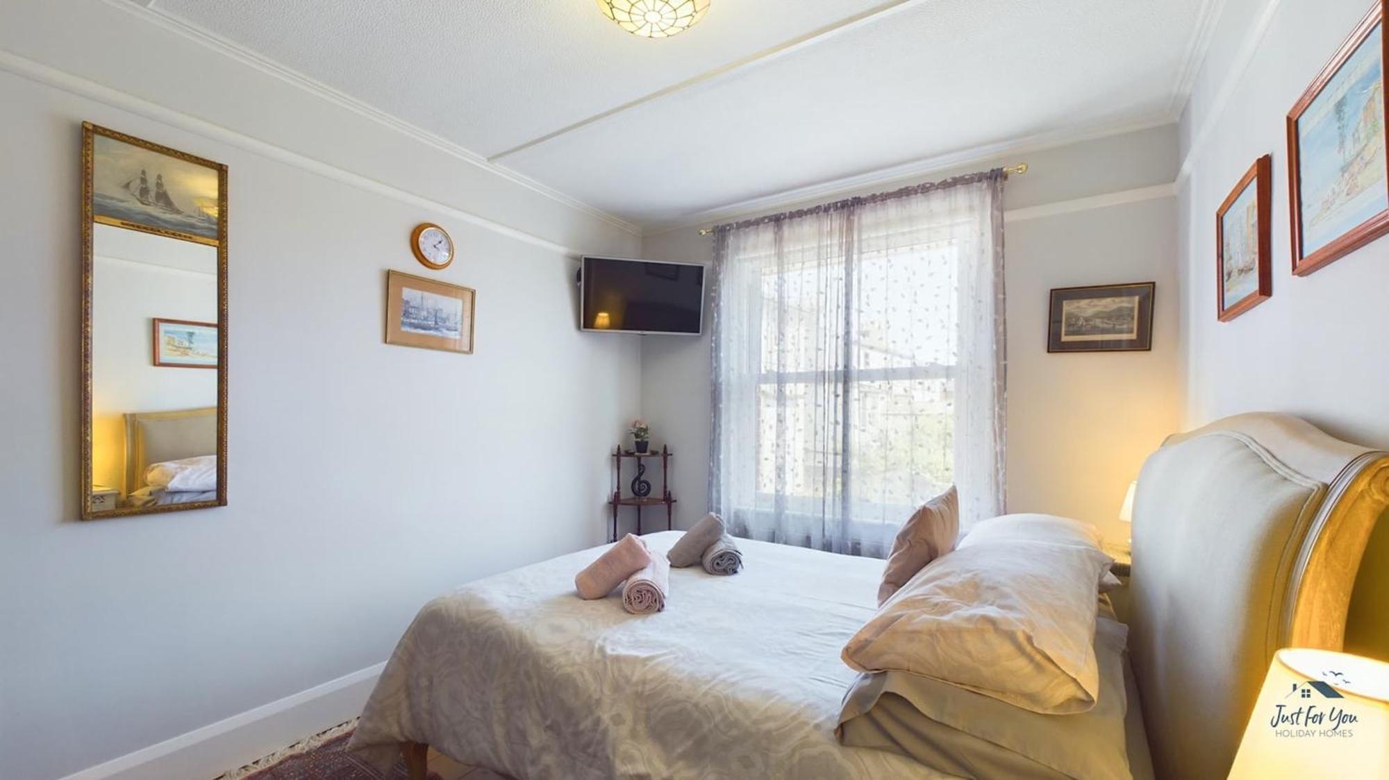 Anchor Down Cottage The Perfect Seaside Retreat Sleeps 4 Beach 2 Mins Ryde  Extérieur photo